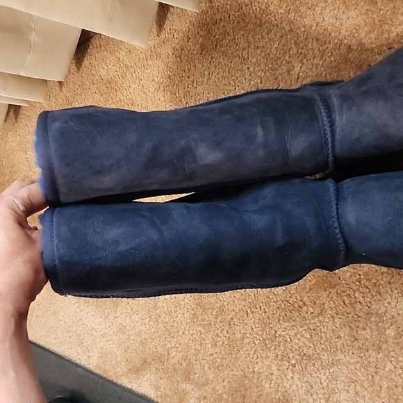 UGG Classic Tall Boots - Picture 4 of 15